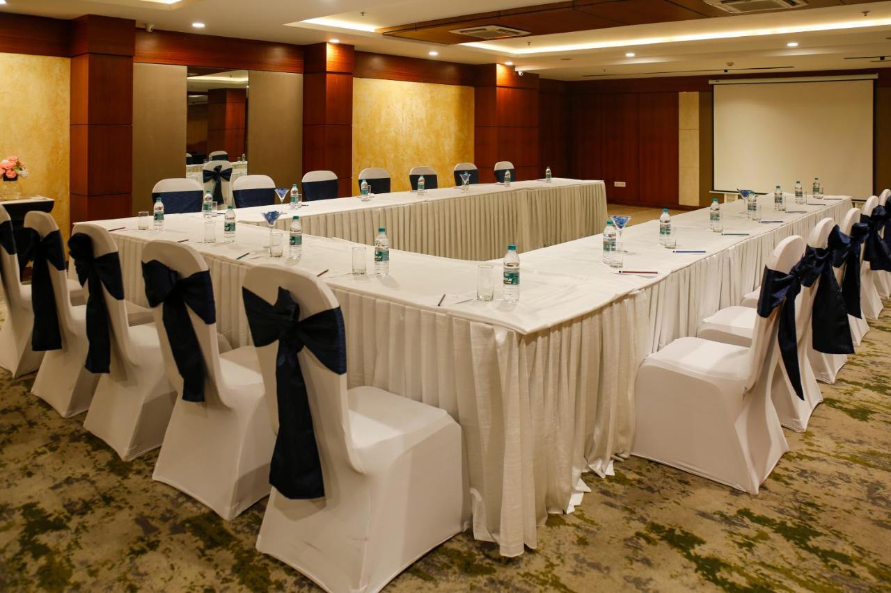 Nemesia City Center - Gurugram, Sector 29 Gurgaon Exterior photo