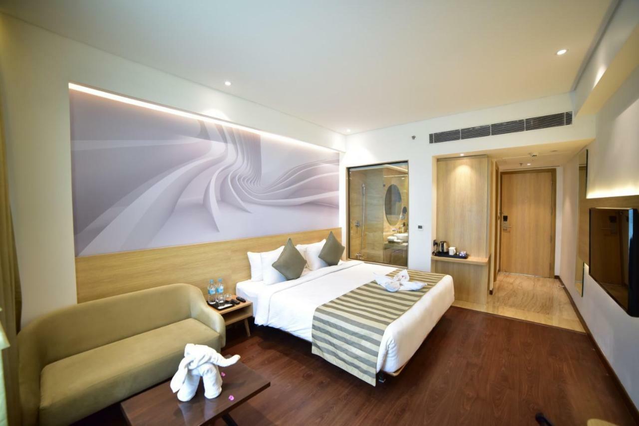 Nemesia City Center - Gurugram, Sector 29 Gurgaon Exterior photo